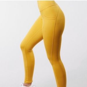 BUFFBUNNY Luna Leggings in Flame